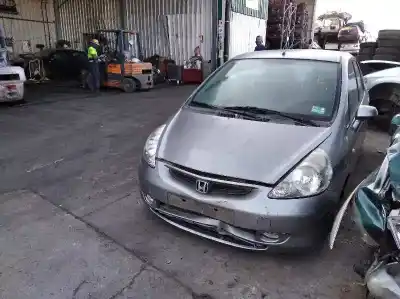 Veículo de Sucata honda jazz (gd1/5) 1.4 ls do ano 2004 alimentado l13a1