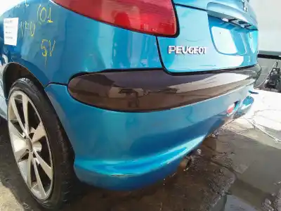 Véhicule à la ferraille peugeot 206 berlina 1.6 16v cat de l'année 2001 alimenté nfutu5jp4