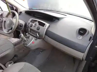 Здавання транспортного засобу renault scénic ii (jm0/1_) 1.9 dci року 2006 потужний f9q804