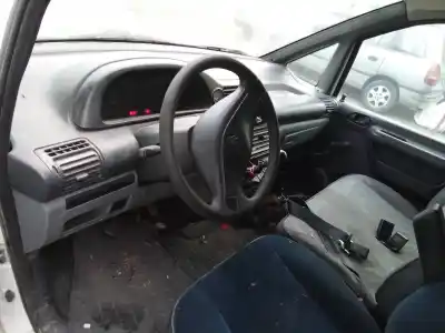 Vehicul casat citroen jumpy (u6u_) 1.9 d al anului 2002 alimentat wjy