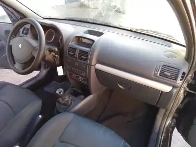 Утилизация автомобиля renault clio ii fase ii (b/cb0) 1.2 16v года 2003 питание d4f712