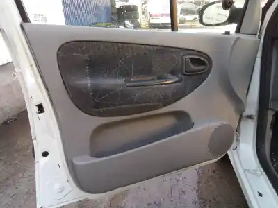 Scrapping Vehicle renault scenic (ja..) 1.9 dci authentique of the year 2000 powered f9q732
