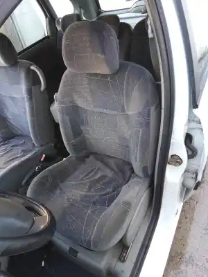 Scrapping Vehicle renault scenic (ja..) 1.9 dci authentique of the year 2000 powered f9q732