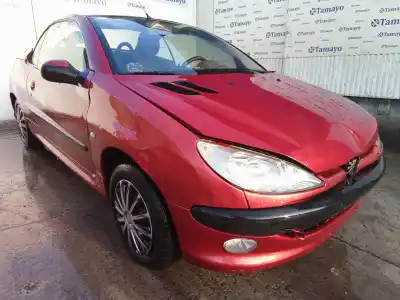 Veículo de Sucata PEUGEOT 206 CC CC do ano 2001 alimentado NFU