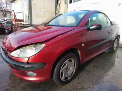 Veículo de Sucata peugeot 206 cc cc do ano 2001 alimentado nfu