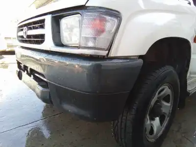 Veicolo di demolizione toyota hilux doble cabina 2.4 d turbo dell'anno 1999 alimentato 2lt