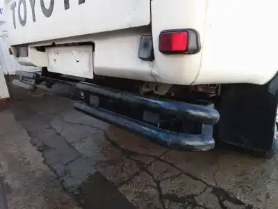 Veicolo di demolizione toyota hilux doble cabina 2.4 d turbo dell'anno 1999 alimentato 2lt