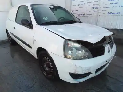 Veicolo di demolizione RENAULT CLIO II FASE II (B/CB0) 1.5 dCi Diesel dell'anno 2008 alimentato K9K740