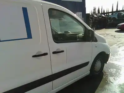 Veículo de Sucata fiat scudo combi (272) 1.6 jtdm cat do ano 2015 alimentado 9h07