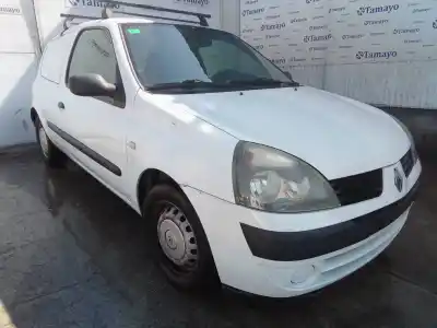 Veicolo di demolizione RENAULT CLIO II FASE II (B/CB0) 1.5 dCi Diesel dell'anno 2005 alimentato K9K704