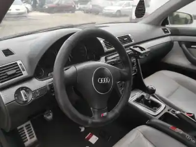 Scrapping Vehicle audi a4 avant (8e) 2.5 tdi quattro (132kw) of the year 2006 powered ake