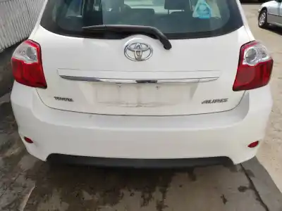 Veicolo di demolizione toyota auris (_e15_) 1.4 d-4d (nde150_) dell'anno 2011 alimentato 1ndtv