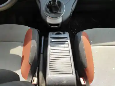 Veículo de Sucata peugeot partner tepee 1.6 bluehdi 120 do ano 2016 alimentado bh01