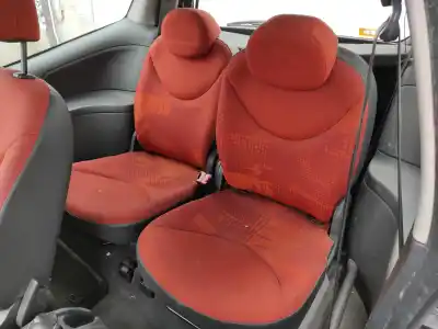 Veicolo di demolizione citroen c2 (jm_) 1.4 dell'anno 2006 alimentato kfvtu3jp