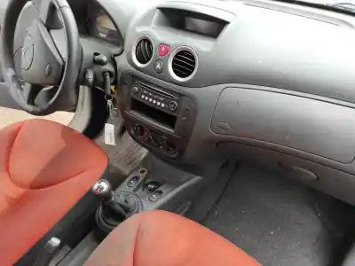 Veicolo di demolizione citroen c2 (jm_) 1.4 dell'anno 2006 alimentato kfvtu3jp