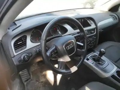 Veículo de Sucata audi a4 b8 avant (8k5) 2.0 tdi quattro do ano 2008 alimentado caga