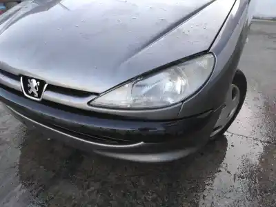 Véhicule à la ferraille peugeot                                            206                                                                                                                                                                                                                                                        berlina 1.9 diesel                                                                                                                                                                                                                                         de l'année 1999 alimenté wjz