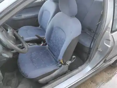 Véhicule à la ferraille peugeot                                            206                                                                                                                                                                                                                                                        berlina 1.9 diesel                                                                                                                                                                                                                                         de l'année 1999 alimenté wjz