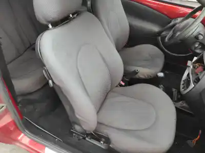 Véhicule à la ferraille ford ka (ccq) 1.3 cat de l'année 2006 alimenté a9a
