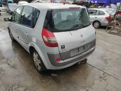 Sloopvoertuig renault scénic ii (jm0/1_) 1.6 (jm0c jm0j jm1b) van het jaar 2003 aangedreven k4m782