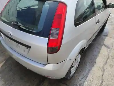 Veículo de Sucata ford fiesta (cbk) 1.4 16v cat do ano 2004 alimentado fxjb