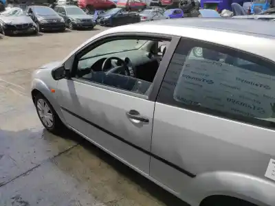 Veículo de Sucata ford fiesta (cbk) 1.4 16v cat do ano 2004 alimentado fxjb