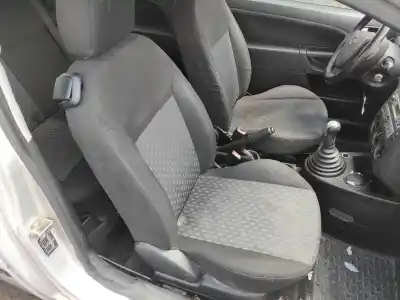 Veículo de Sucata ford fiesta (cbk) 1.4 16v cat do ano 2004 alimentado fxjb