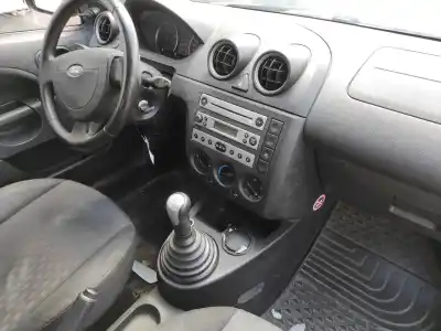 Veículo de Sucata ford fiesta (cbk) 1.4 16v cat do ano 2004 alimentado fxjb