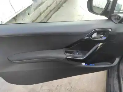 Scrapping Vehicle peugeot 208 i (ca_, cc_) 1.2 vti 82 of the year 2016 powered hm01