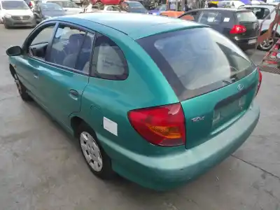 Sloopvoertuig kia rio 1.3 cat van het jaar 2002 aangedreven a3e