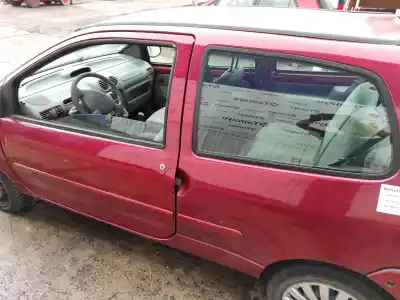 Scrapping Vehicle renault twingo (co6) 1.2 of the year 2002 powered d4f702