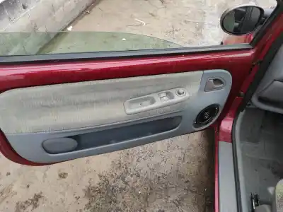 Scrapping Vehicle renault twingo (co6) 1.2 of the year 2002 powered d4f702