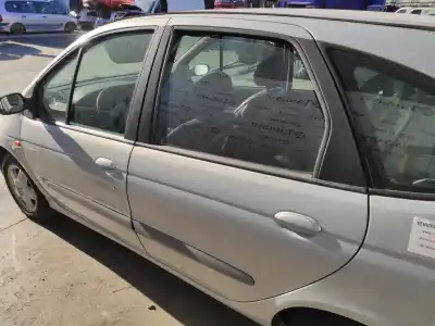Здавання транспортного засобу renault   року 2003 потужний f9q732