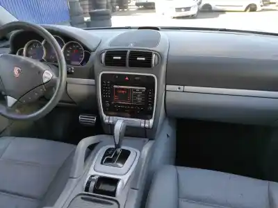 Veicolo di demolizione porsche cayenne (typ 9pa) 4.5 v8 cat dell'anno 2004 alimentato m4800