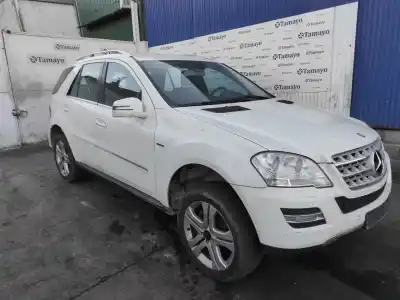 Vehículo de desguace MERCEDES CLASE M (W164) ML 300 CDI BE 4-Matic (164.121) del año 2011 con motor 642820