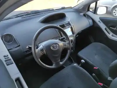 Veículo de Sucata toyota yaris 1.3 16v cat do ano 2010 alimentado 1nrfe