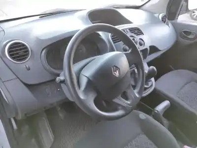 Veículo de Sucata renault kangoo express 1.5 dci do ano 2015 alimentado k9k608