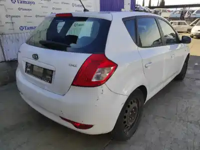 Sloopvoertuig kia pro cee´d (ed) 1.6 crdi 90 van het jaar 2010 aangedreven d4fbw