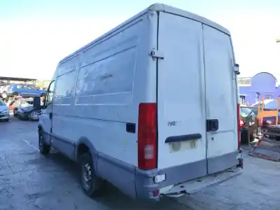 Veicolo di demolizione iveco 35s13 2.8d dell'anno 2000 alimentato 814043s