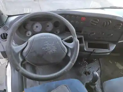 Veicolo di demolizione iveco 35s13 2.8d dell'anno 2000 alimentato 814043s