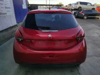 Veículo de Sucata peugeot 208 i (ca_, cc_) 1.2 vti 82 do ano 2019 alimentado hm05