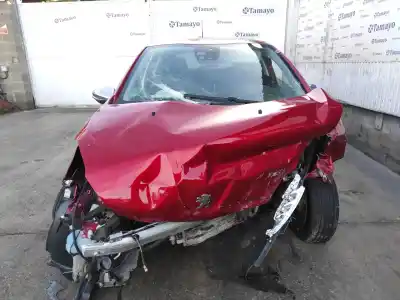 Veículo de Sucata peugeot 208 i (ca_, cc_) 1.2 vti 82 do ano 2019 alimentado hm05