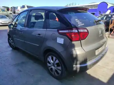 Veículo de Sucata citroen c4 picasso 1.6 blue-hdi fap do ano 2011 alimentado 5fs