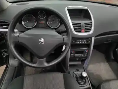 Veículo de Sucata peugeot 207 cc (wd_) 1.6 16v do ano 2008 alimentado 5fw