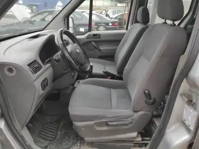 Здавання транспортного засобу ford transit connect (tc7) 1.8 tdci cat року 2004 потужний hcpa