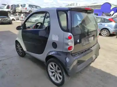 Veicolo di demolizione smart micro compact car 600cc dell'anno 2002 alimentato g13