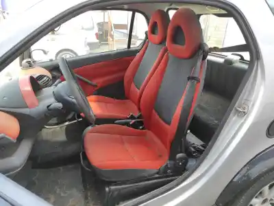 Veicolo di demolizione smart micro compact car 600cc dell'anno 2002 alimentato g13