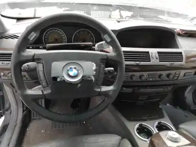 Verschrottungsfahrzeug bmw serie 7 (e65/e66) 3.6 v8 32v cat des jahres 2002 angetrieben n62b36