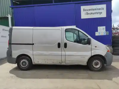 Veículo de Sucata renault trafic combi (ab 4.01) 1.9 diesel do ano 2002 alimentado f9q760