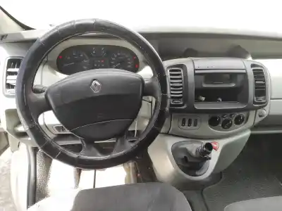 Veículo de Sucata renault trafic combi (ab 4.01) 1.9 diesel do ano 2002 alimentado f9q760